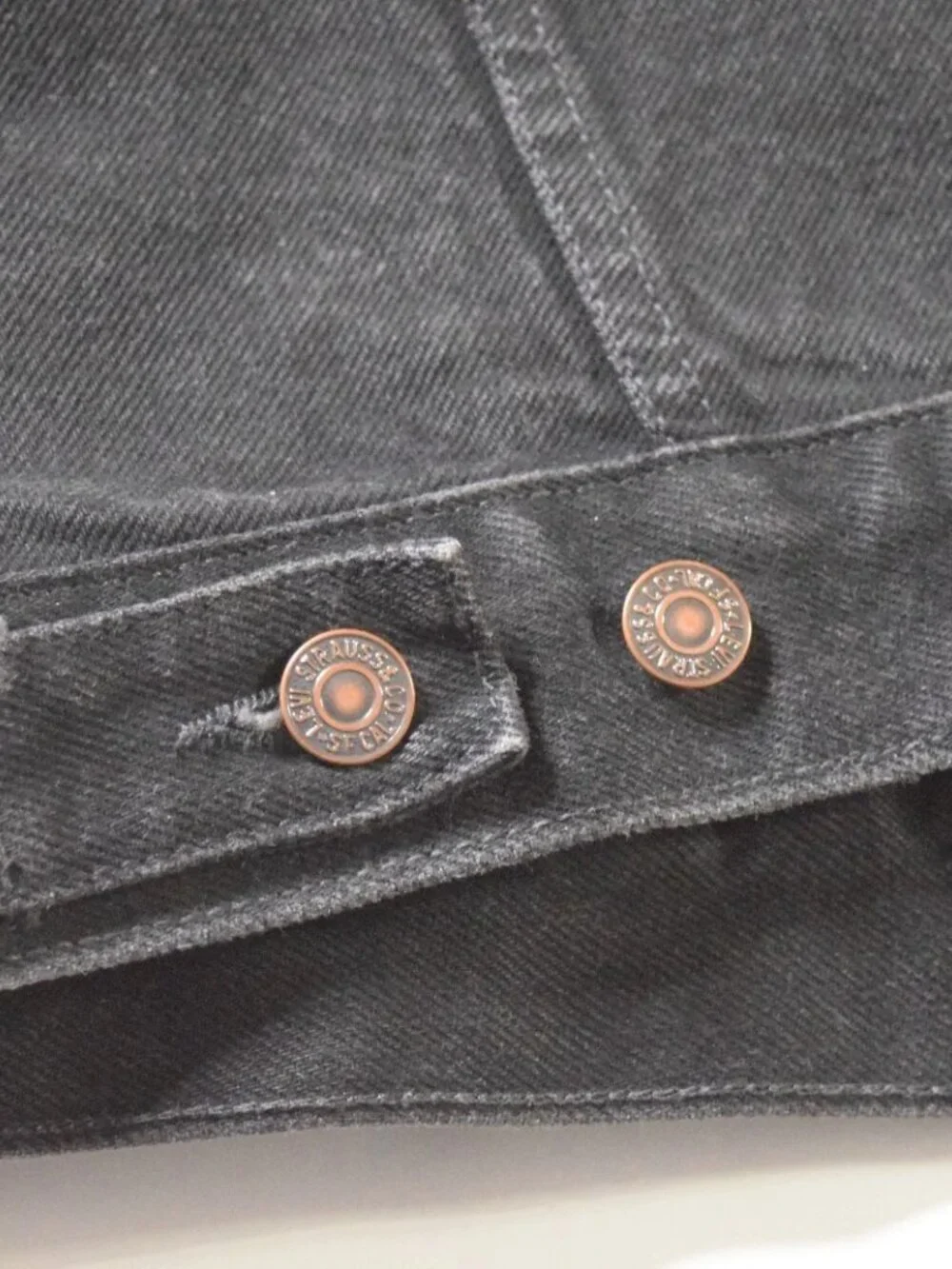 Vintage Levi’s 70598 4159‎ Black Denim Trucker Jacket XL 